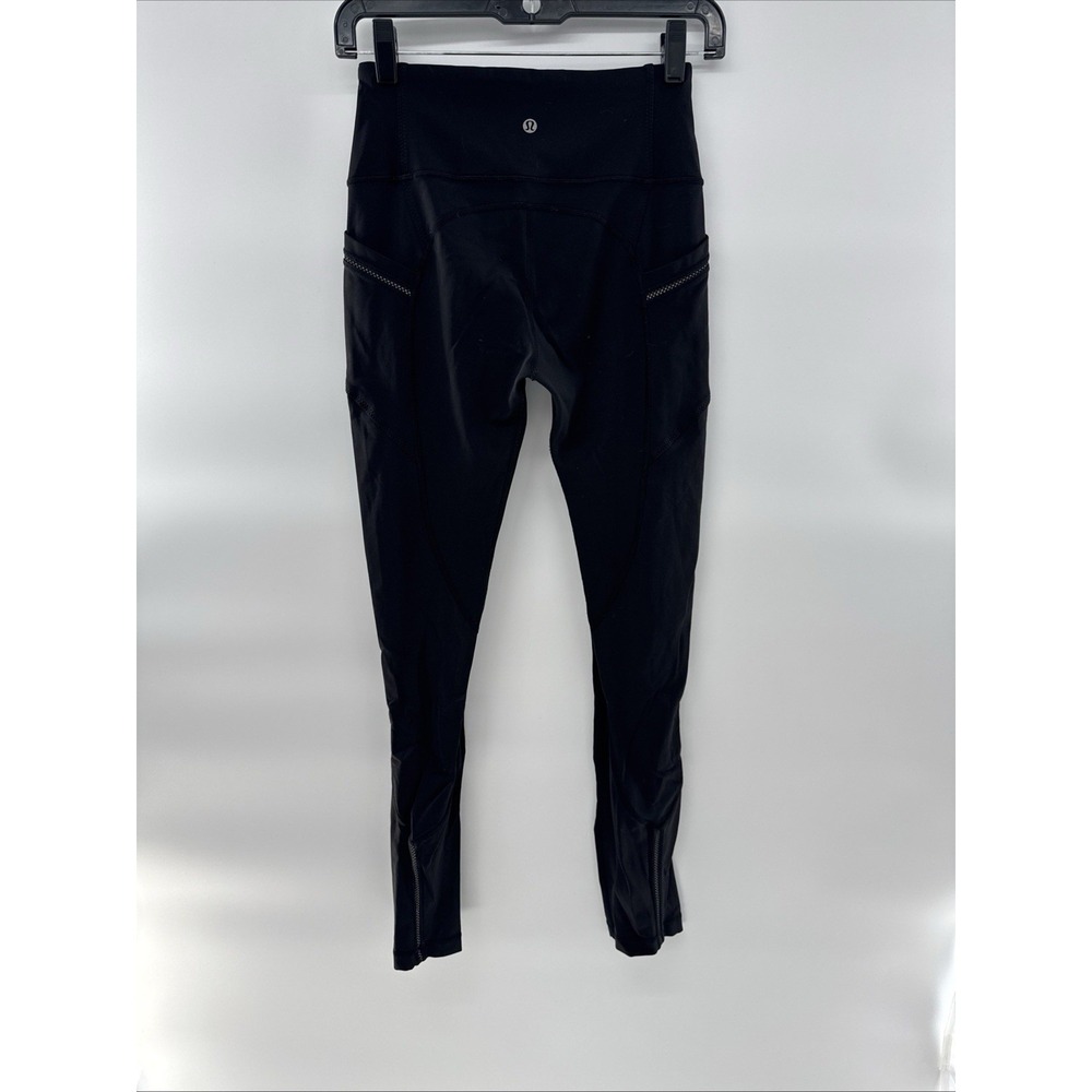 Lululemon Women's Tight Black Leggings With Reflector Pockets Size 2 - Picture 4 of 5